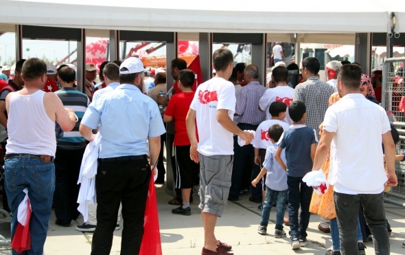 Demokrasi ve Şehitler Mitingi'nden ilk kareler... - 594