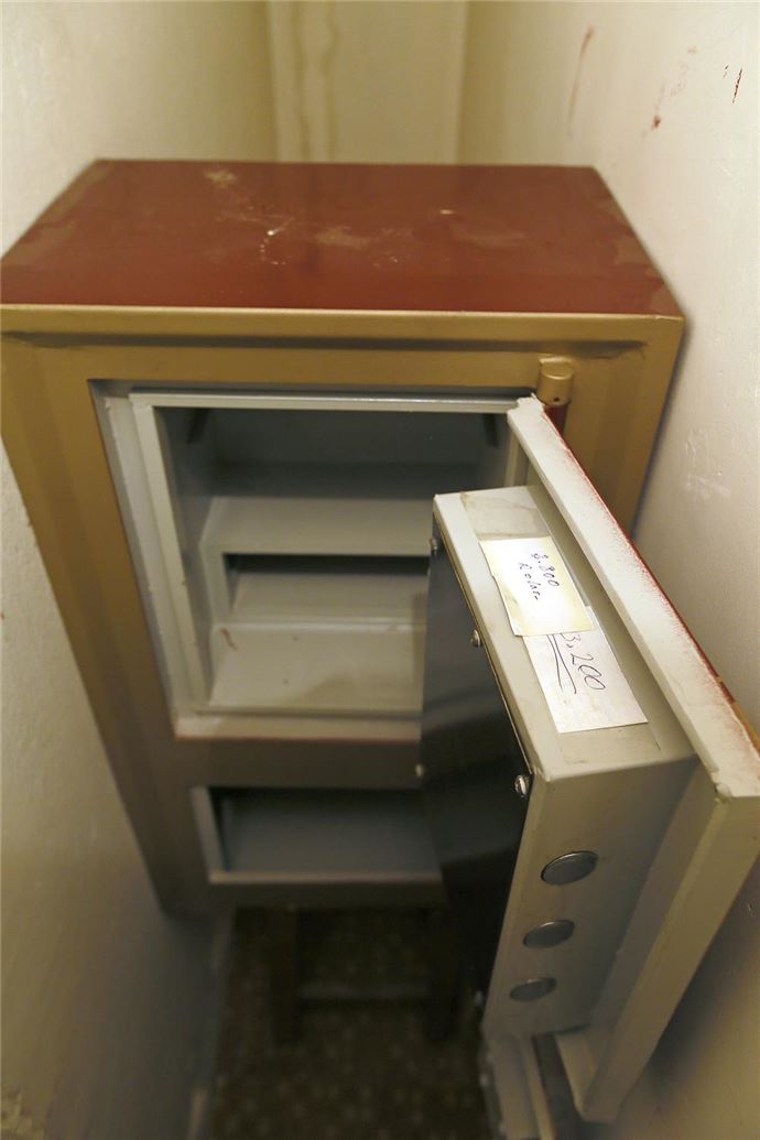 FETÖ'nün okulunda gizli oda - 21