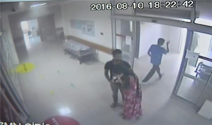 Mardin'deki saldırı anı kameralarda - 1