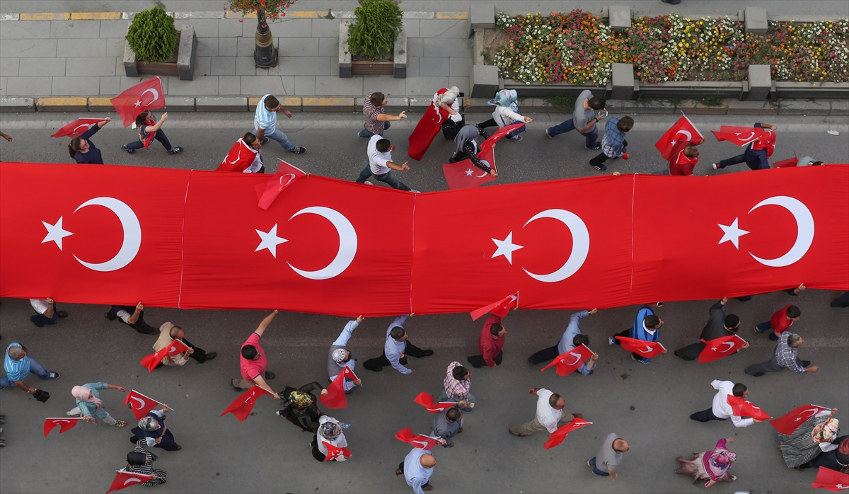 Van’da 'teröre lanet' yürüyüşü gerçekleştirildi - 19
