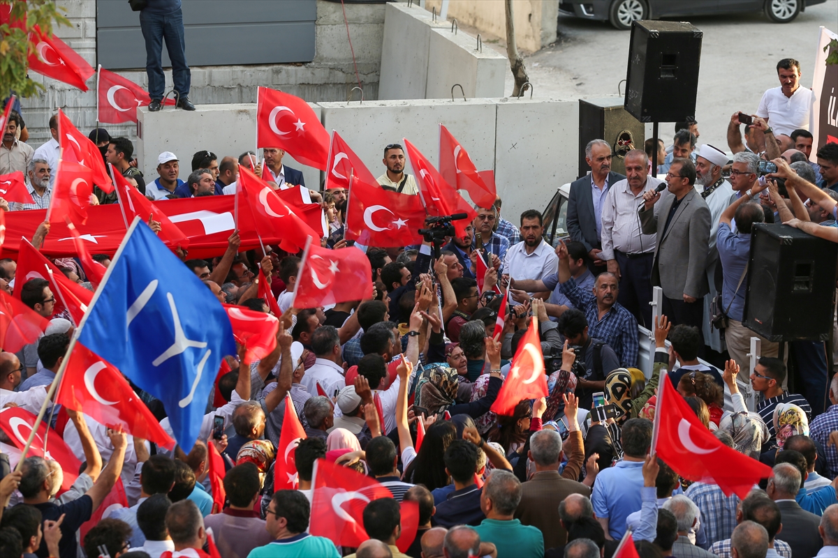 Van’da 'teröre lanet' yürüyüşü gerçekleştirildi - 8