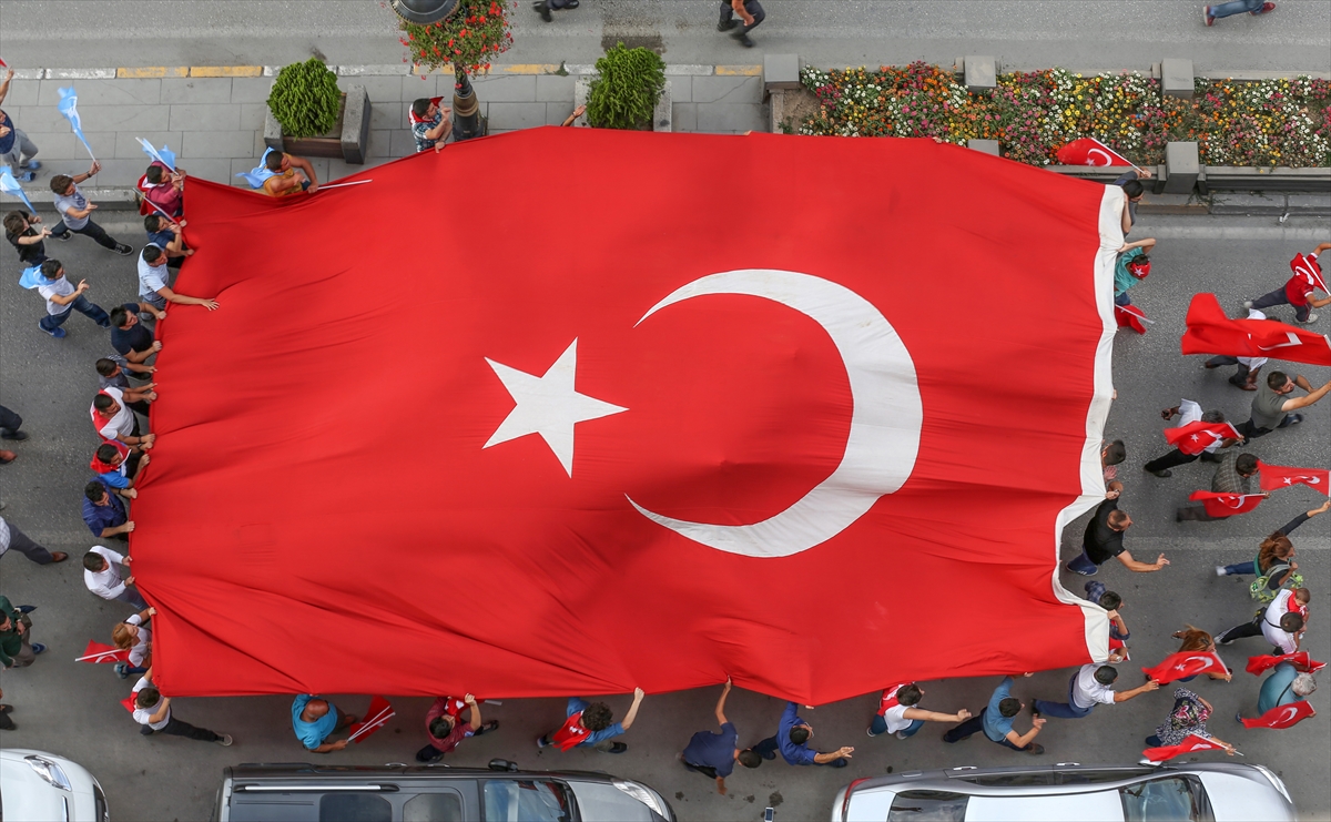 Van’da 'teröre lanet' yürüyüşü gerçekleştirildi - 27