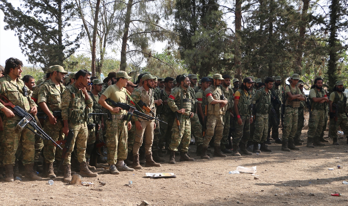 Fırat Kalkanı kapsamında ilerleyen muhaliflerden ilk görüntüler - 774