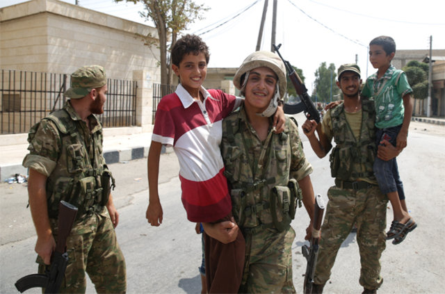 Cerablus'ta çocukların 'özgürlük' sevinci - 4