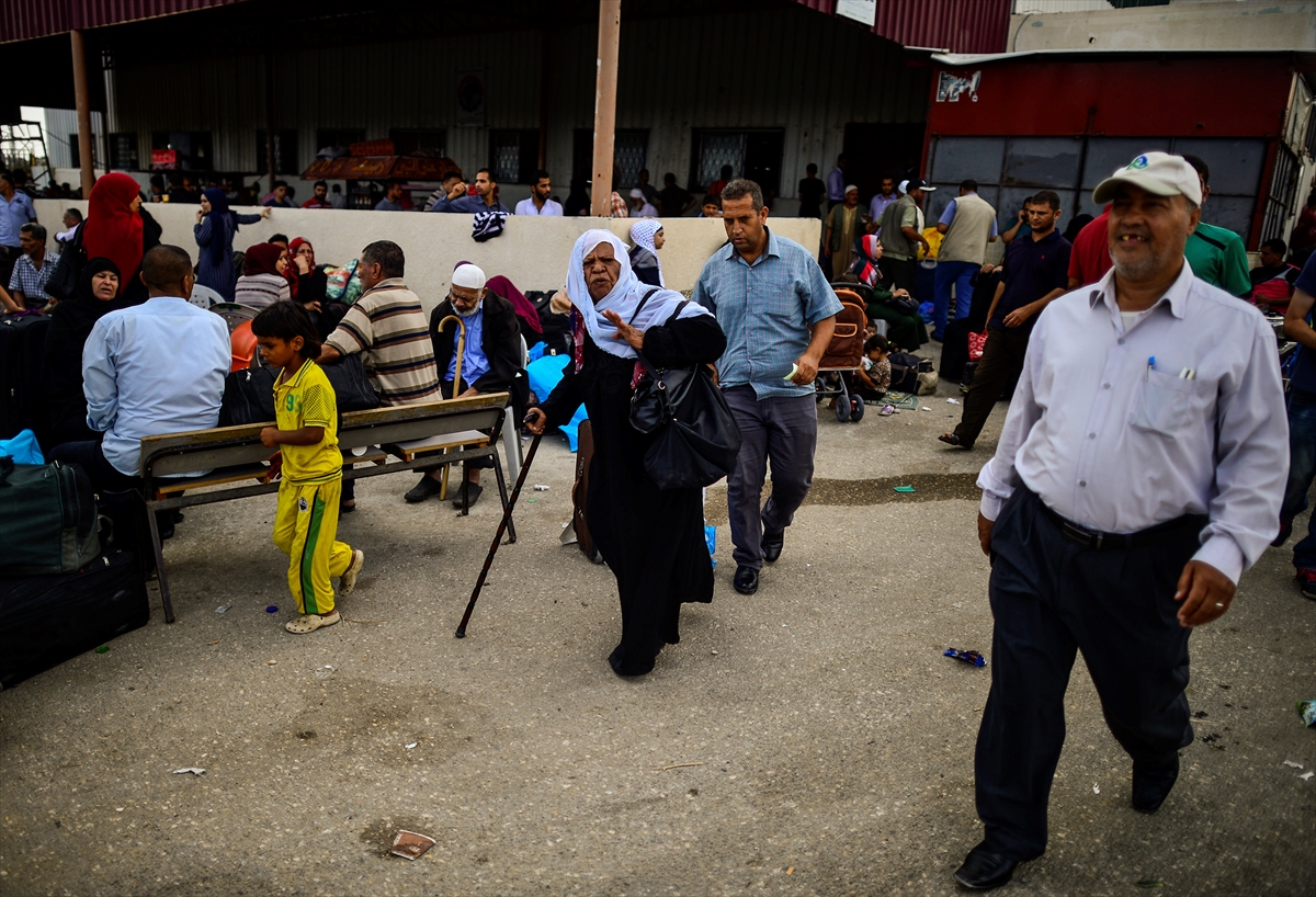 Refah Sınır Kapısı bugün de açık - 536