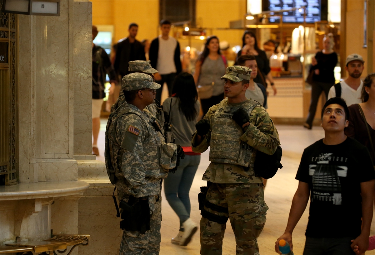 Chelsea'deki olay yeri inceleme gün boyunca devam etti - 527