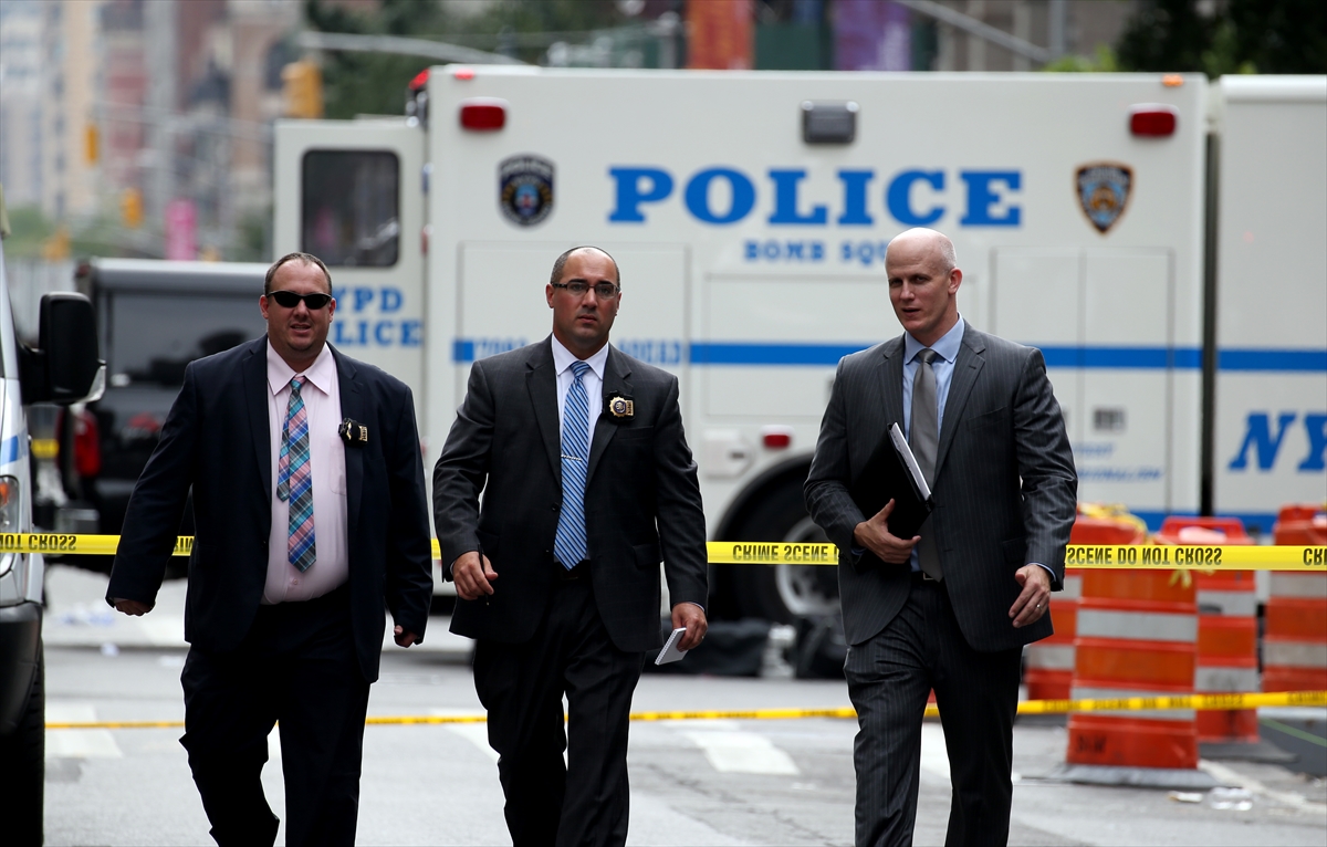 Chelsea'deki olay yeri inceleme gün boyunca devam etti - 937