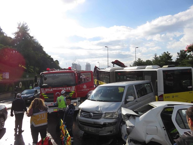 İstanbul'da metrobüs kazası - 552