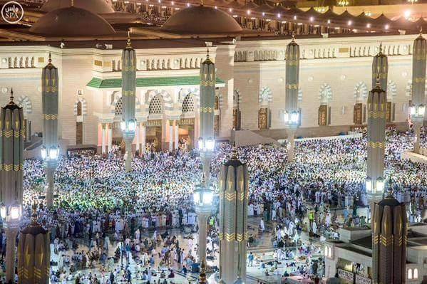 Mescid-i Nebevi'de son gece - 620