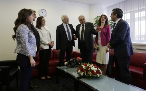 Siyasi partilerde bayramlaşma - 10