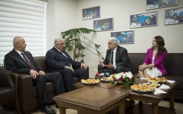 Siyasi partilerde bayramlaşma - 1