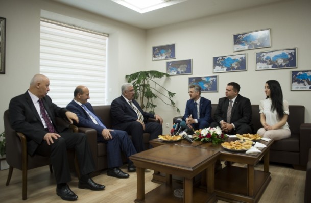 Siyasi partilerde bayramlaşma - 9