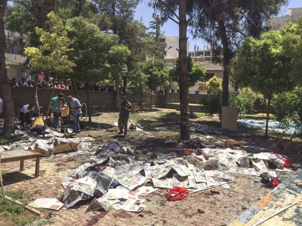 Suruç'taki patlama sonrası ilk görüntüler - 24