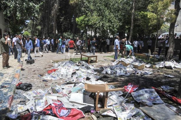 Suruç'taki patlama sonrası ilk görüntüler - 18