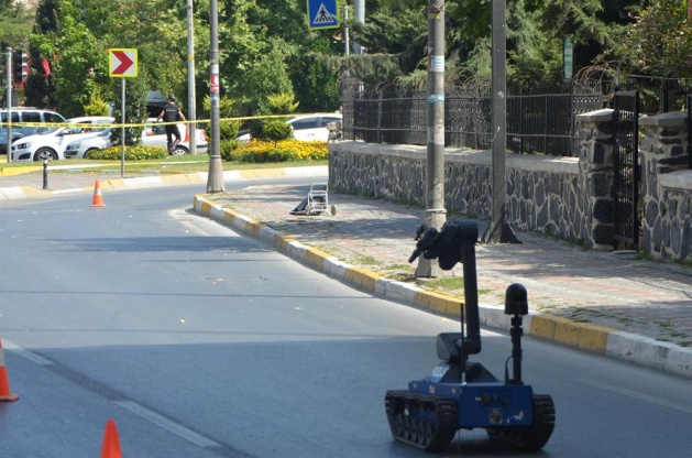 Bomba imha ekipleri böyle müdahale etti - 3