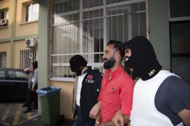 İstanbul'da üç örgüte operasyon - 4