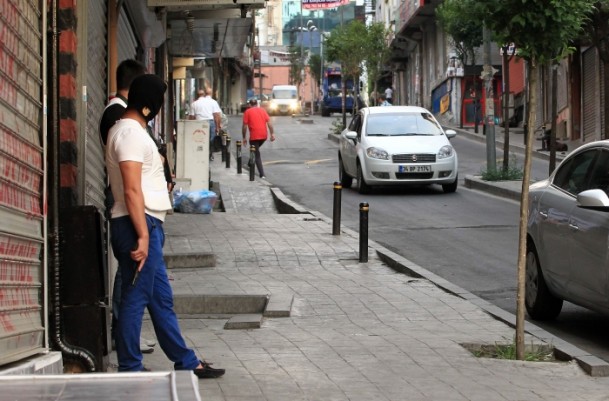 İstanbul'da üç örgüte operasyon - 11