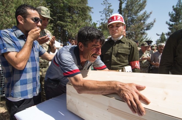 O astsubay son yolculuğuna uğurlanıyor - 791