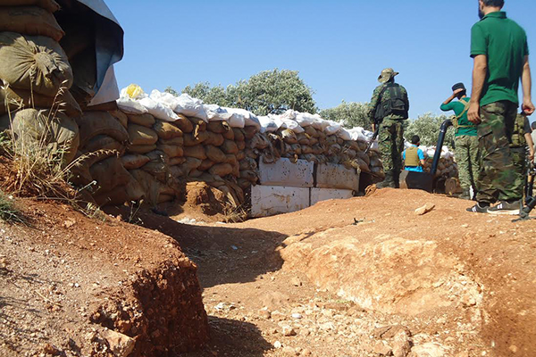 Muhalifler o köyü kuşattı - 7