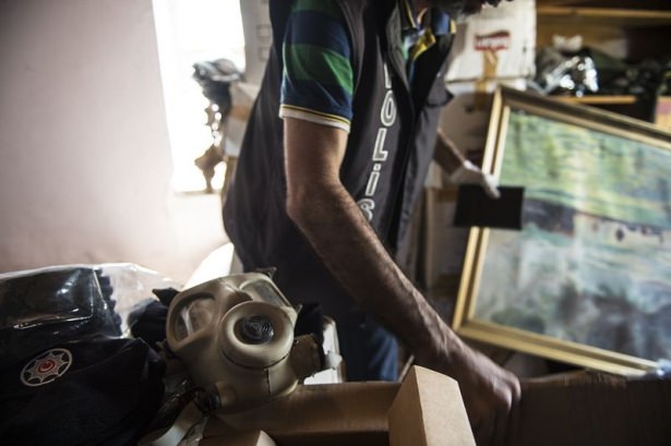 Gecekondudan çıkanlar polisleri şaşırttı! - 9