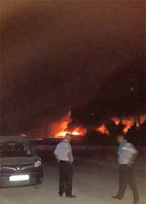 İHH deposunda büyük yangın - 790