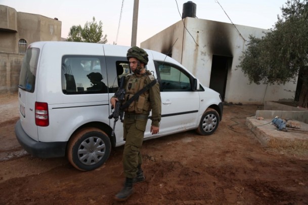 Yahudi yerleşimciler Filistinli bebeği yaktı - 682