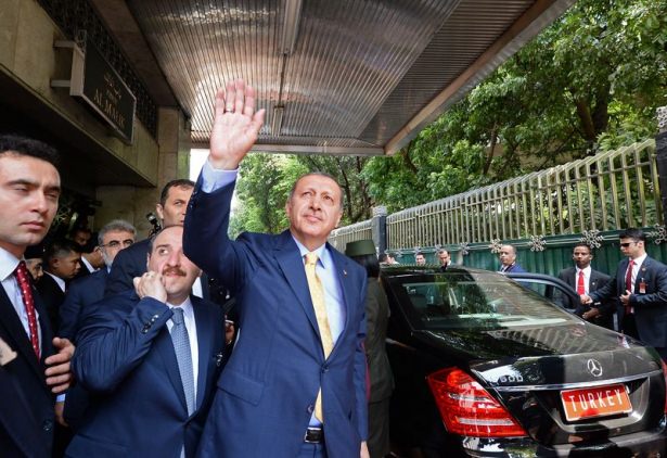 Erdoğan Endonezya'da Cuma namazı kıldı - 12