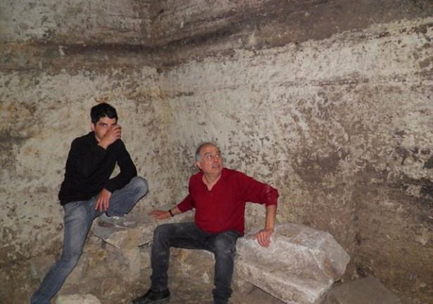 Restoranın tuvaletinden servet çıktı! - 3