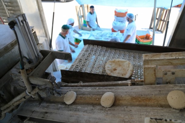 İHH'nın 'mobil fırını' devreye girdi - 636