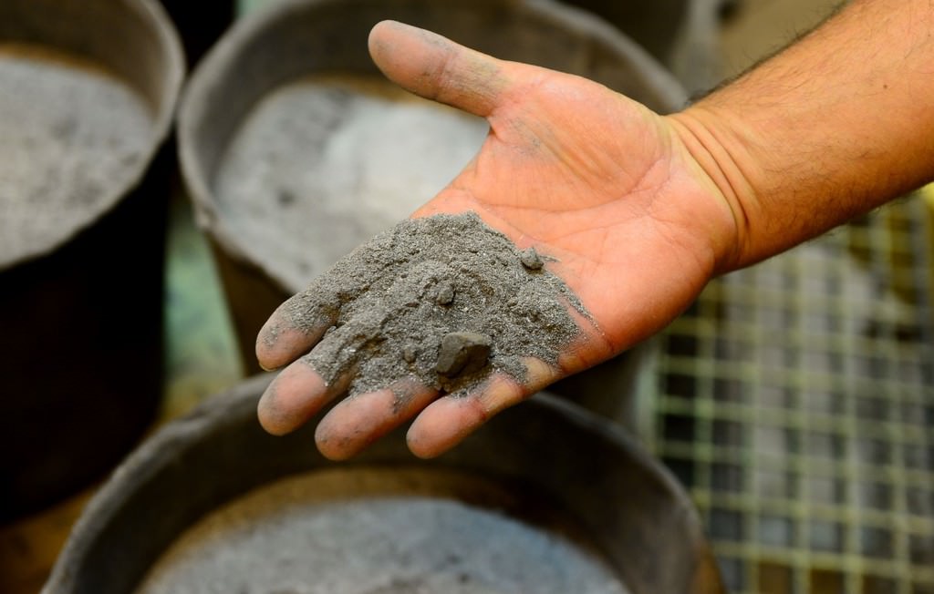 Altın madeni nasıl çıkartılıyor? - 1