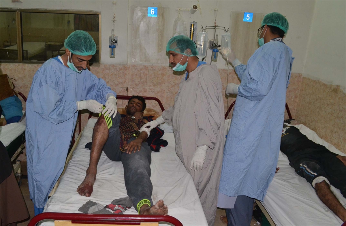 Pakistan'daki polis merkezi saldırısından kareler - 8