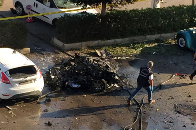 Antalya Ticaret ve Sanayi Odası otoparkında patlama - 571