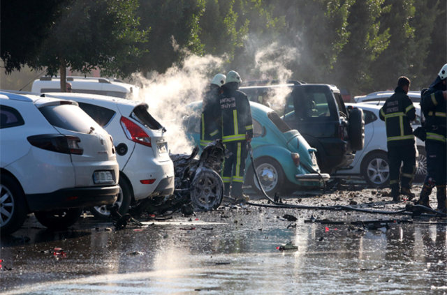 Antalya Ticaret ve Sanayi Odası otoparkında patlama - 849