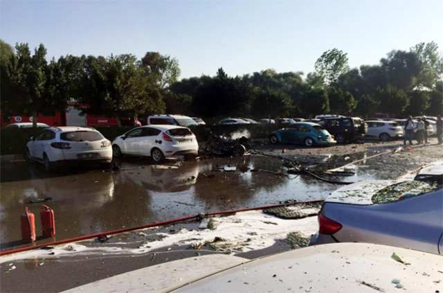 Antalya Ticaret ve Sanayi Odası otoparkında patlama - 768