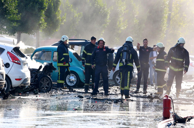 Antalya Ticaret ve Sanayi Odası otoparkında patlama - 573