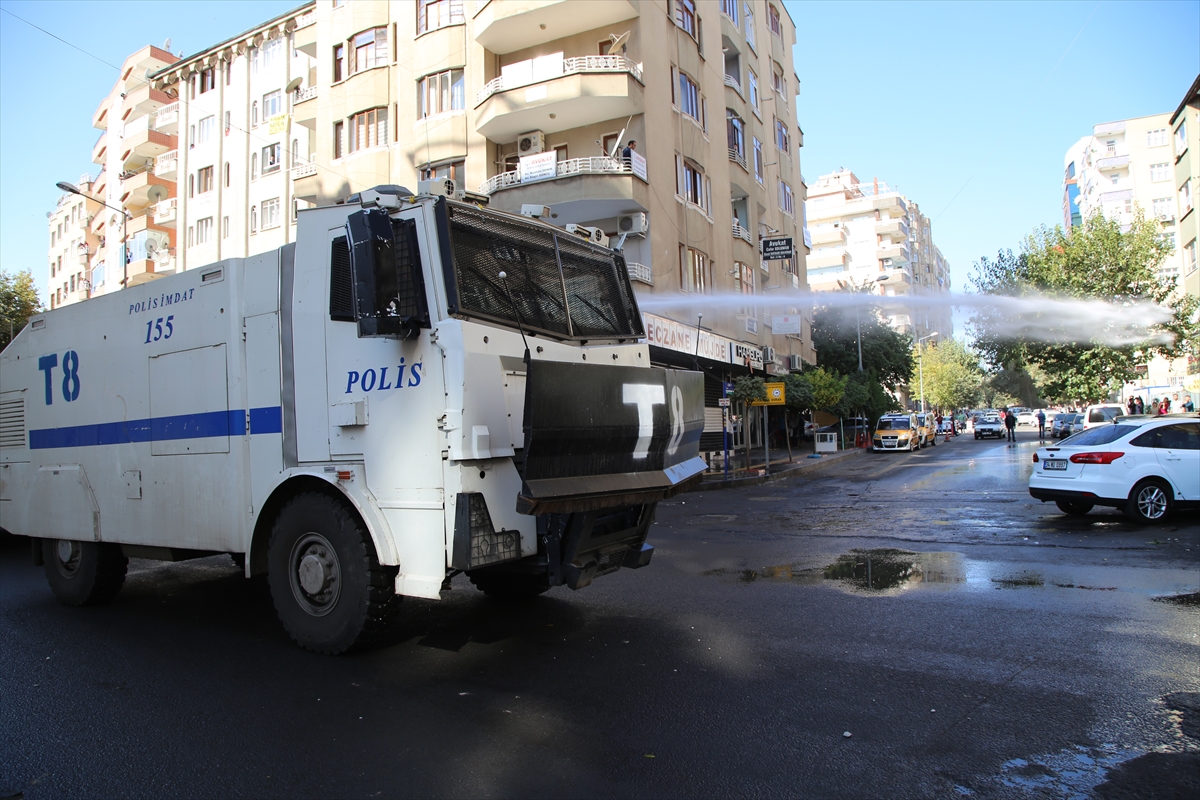 Diyarbakır'da HDP'li gruba esnaf tepkisi - 688