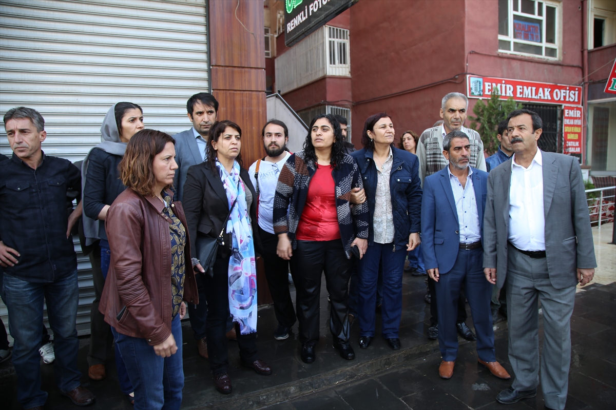 Diyarbakır'da HDP'li gruba esnaf tepkisi - 855