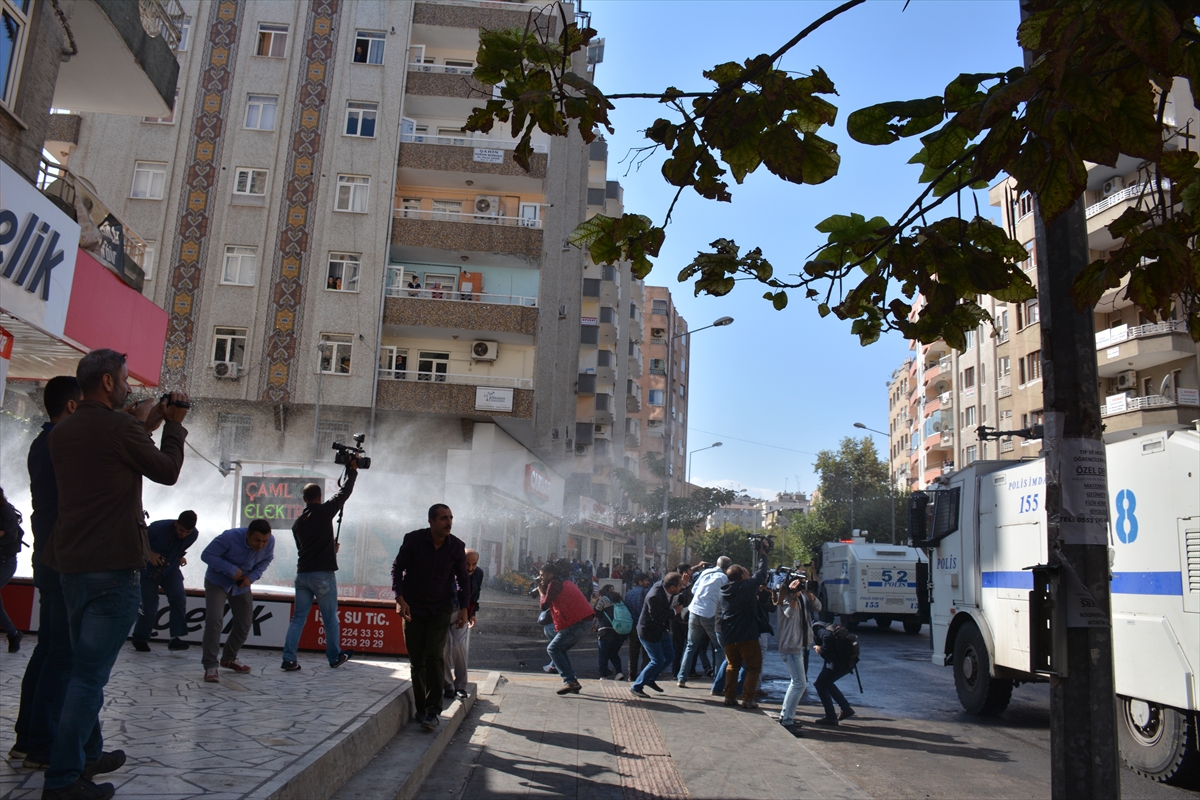 Diyarbakır'da HDP'li gruba esnaf tepkisi - 861