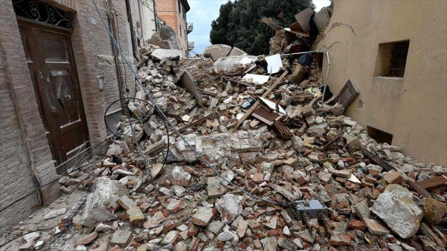 İtalya'da meydana gelen şiddetli depremden görüntüler - 728