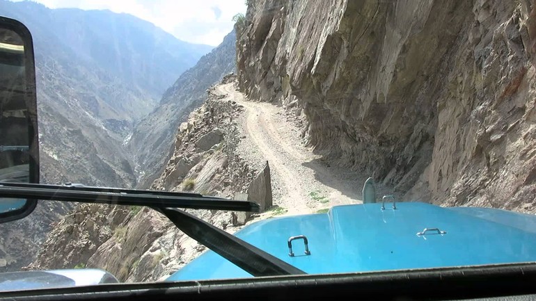 Bu yollardan geçmek cesaret ister! - 4