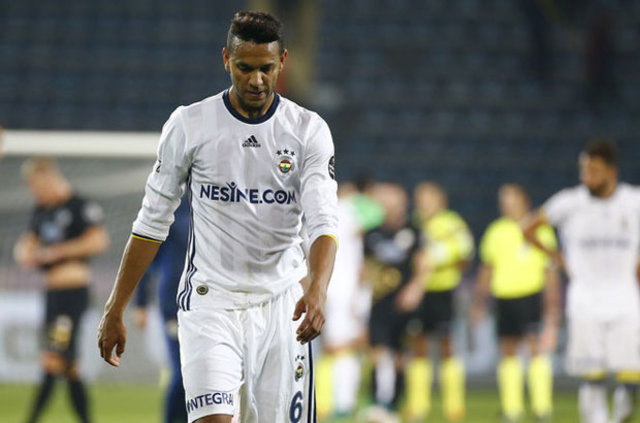 İşte Fenerbahçe - Galatasaray derbisinin 11'leri - 6