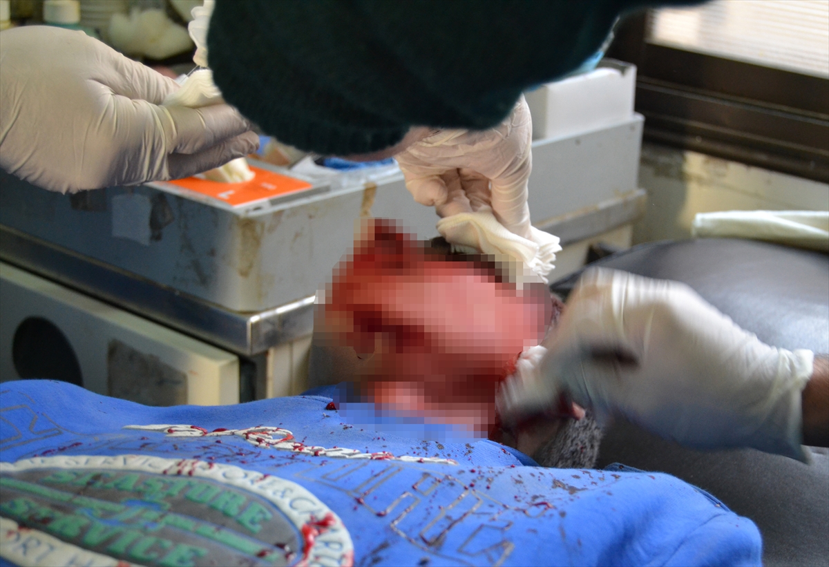 Rus uçakları İdlib’te okulu vurdu - 868