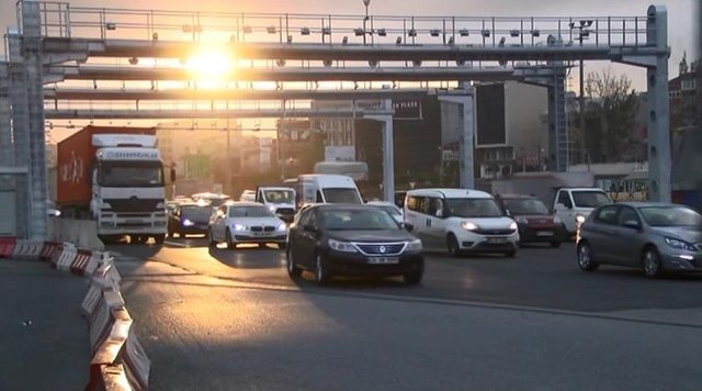 Mahmutbey'de serbest geçiş sistemi trafiği rahatlattı - 6