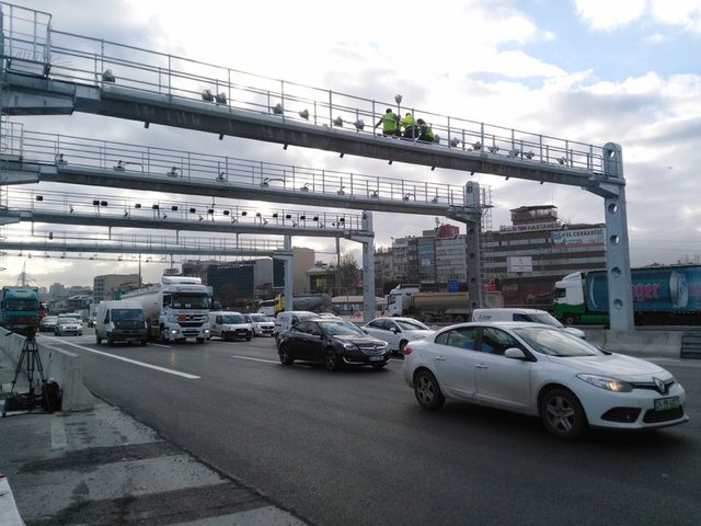 Mahmutbey'de serbest geçiş sistemi trafiği rahatlattı - 10