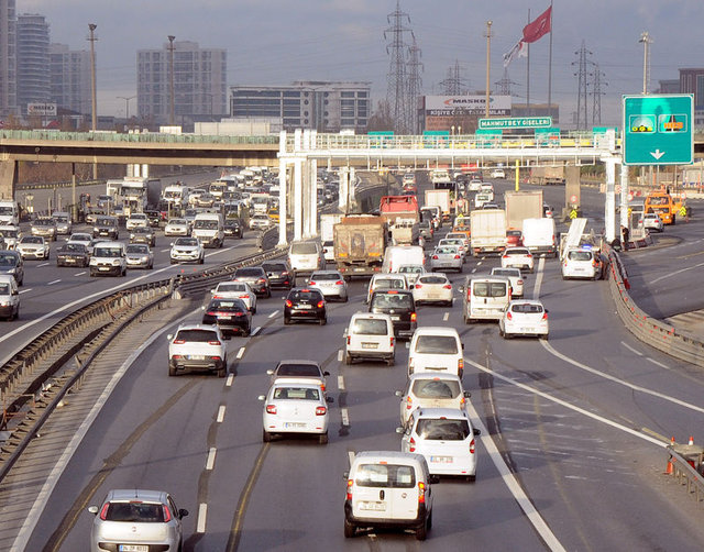 Mahmutbey'de serbest geçiş sistemi trafiği rahatlattı - 13