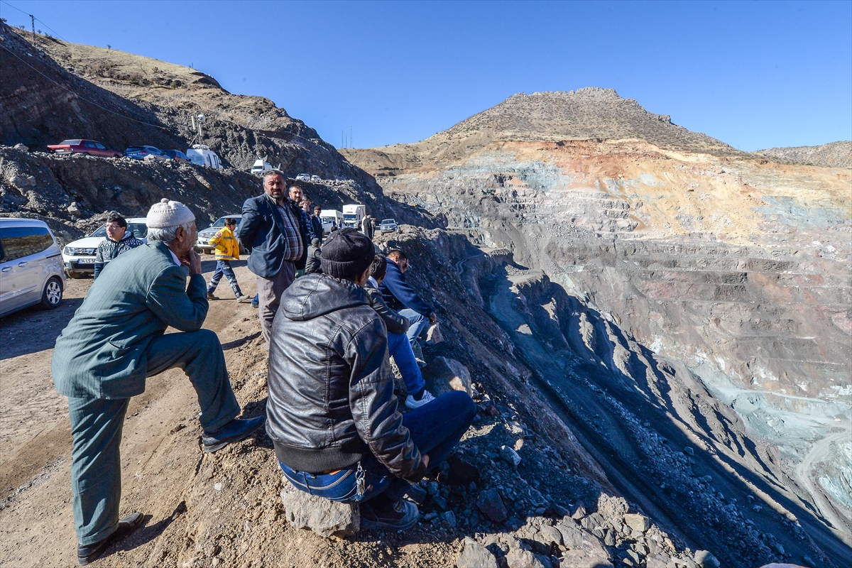 Şirvan'da acı bekleyiş sürüyor - 875