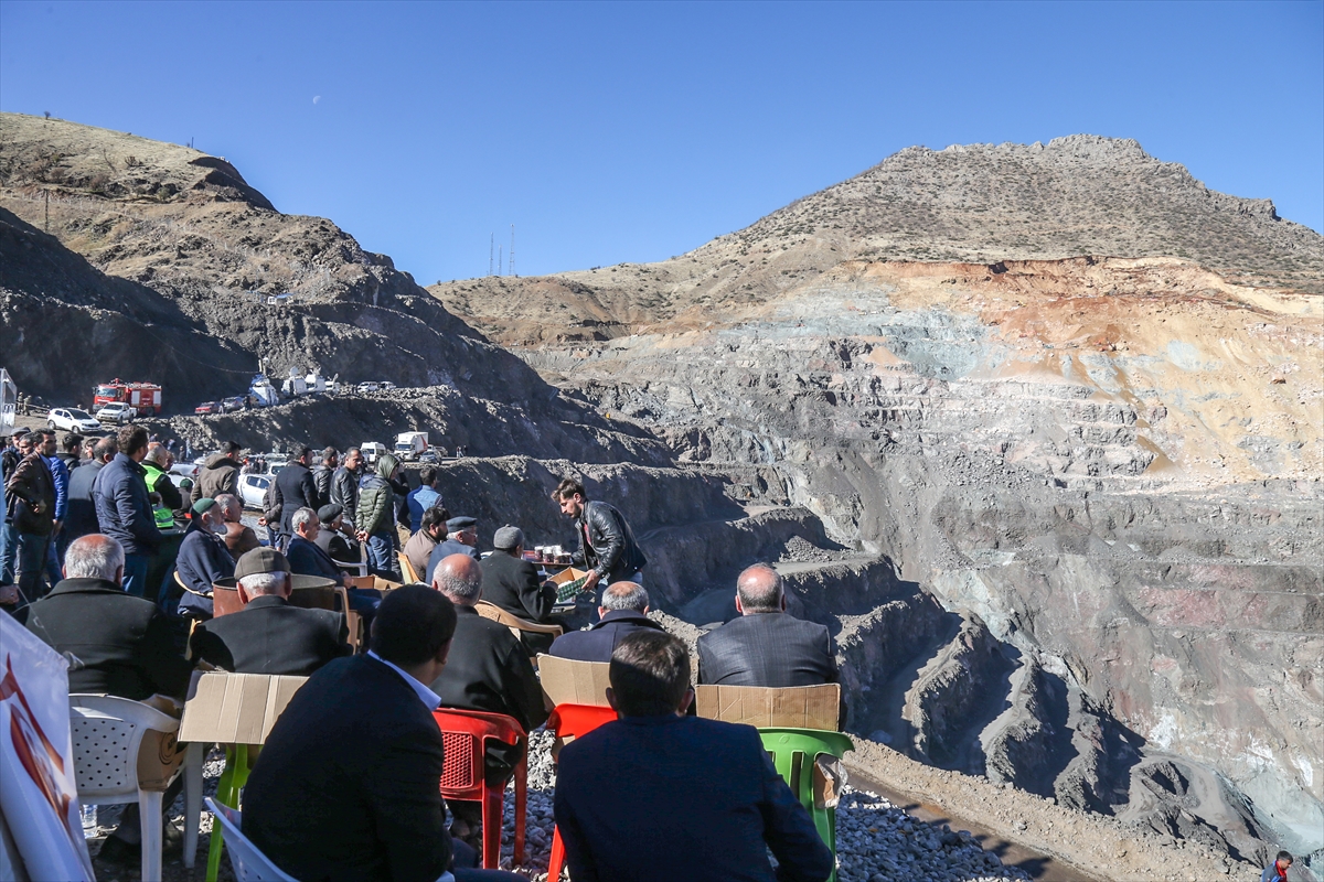 Şirvan'da acı bekleyiş sürüyor - 662