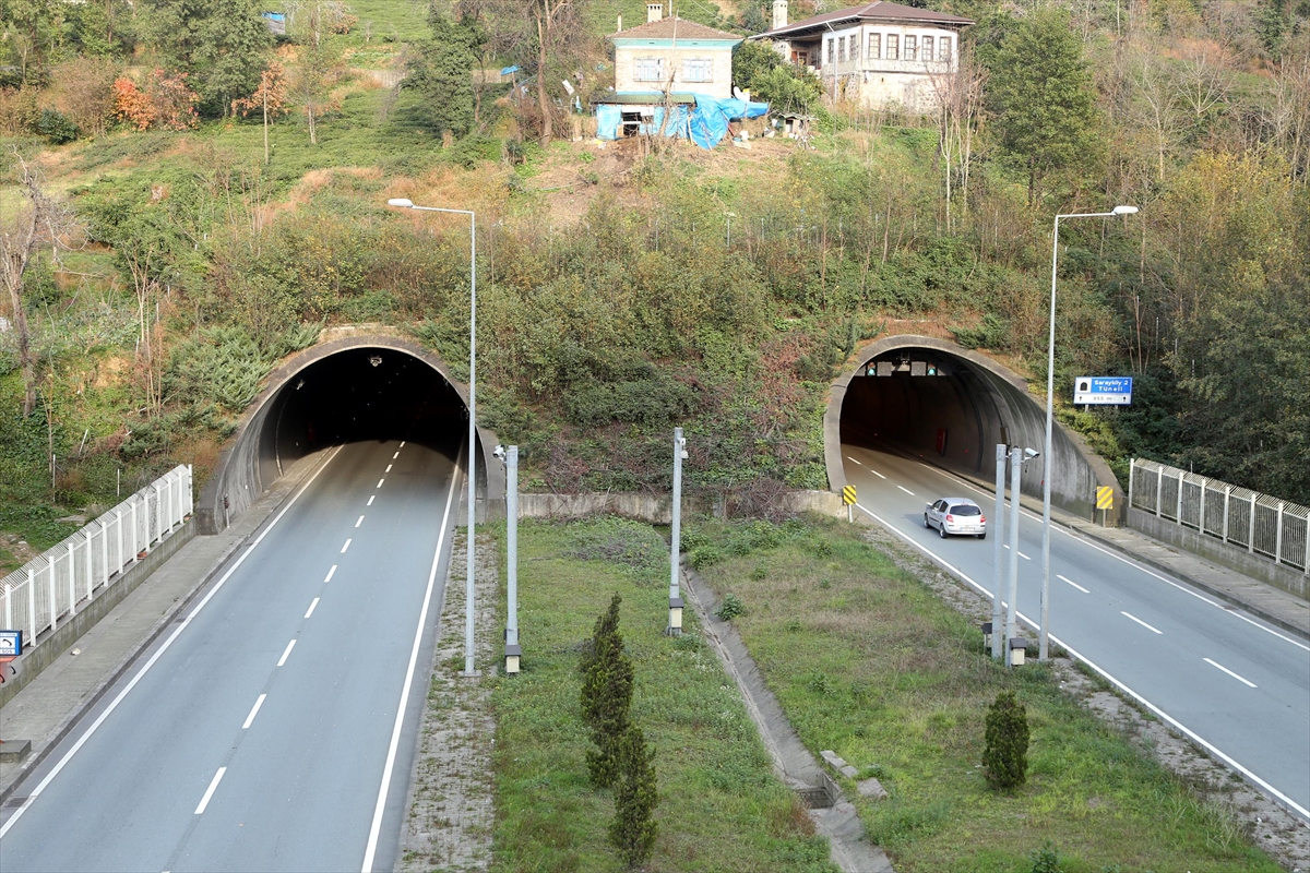 Rize'de doğayla bütünleşen tüneller ilgi çekiyor - 13