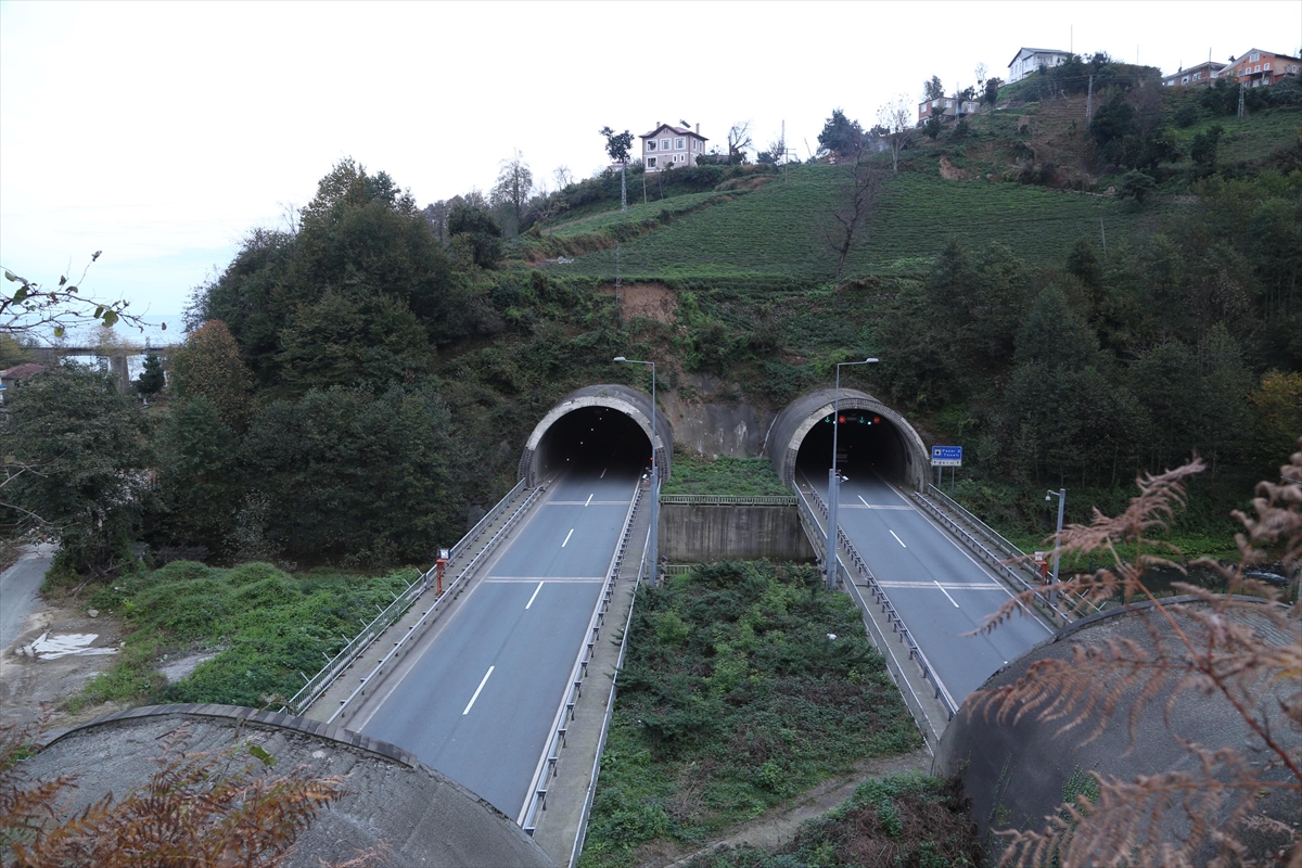 Rize'de doğayla bütünleşen tüneller ilgi çekiyor - 2