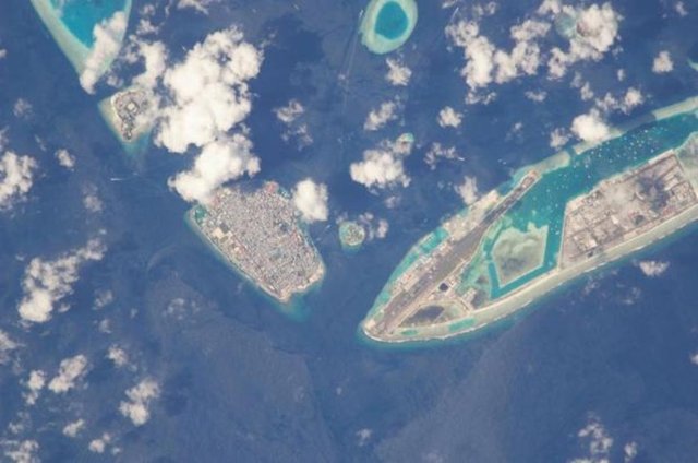 Dünya gece uzaydan böyle görünüyor - 811